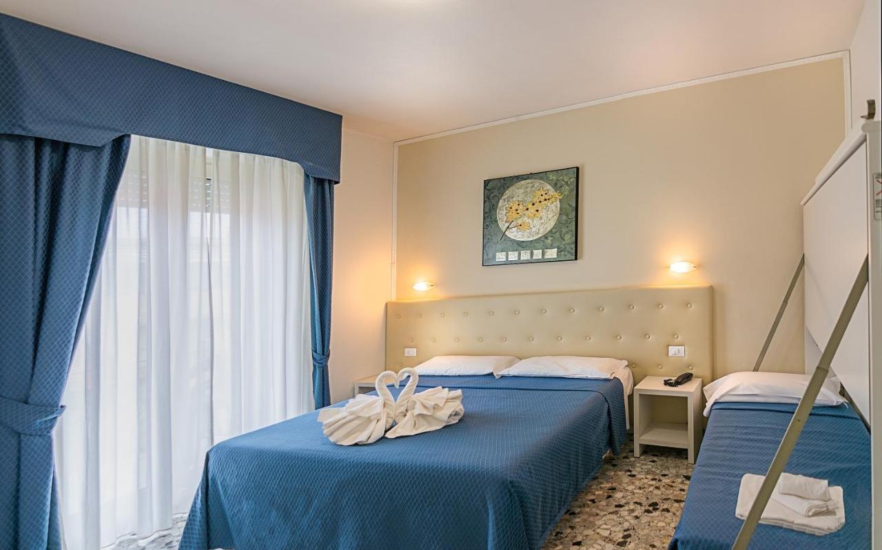Hotel Caribe Виареджо Екстериор снимка