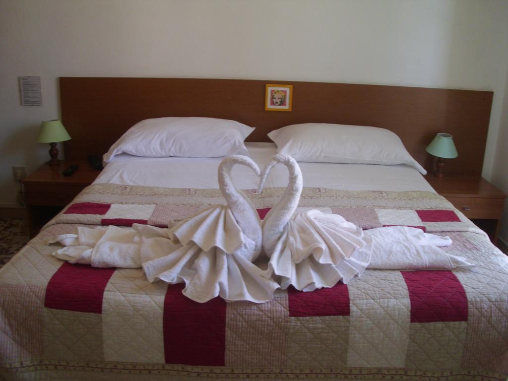 Hotel Caribe Виареджо Стая снимка