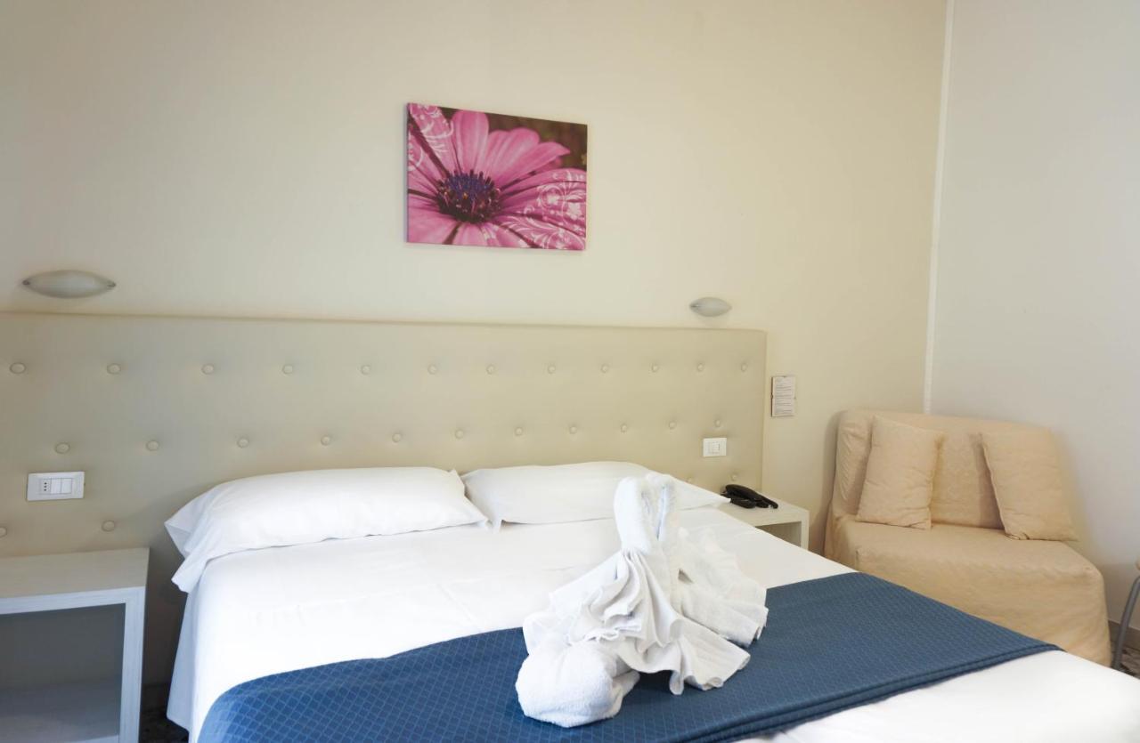 Hotel Caribe Виареджо Екстериор снимка