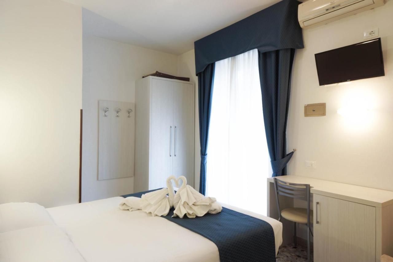 Hotel Caribe Виареджо Екстериор снимка