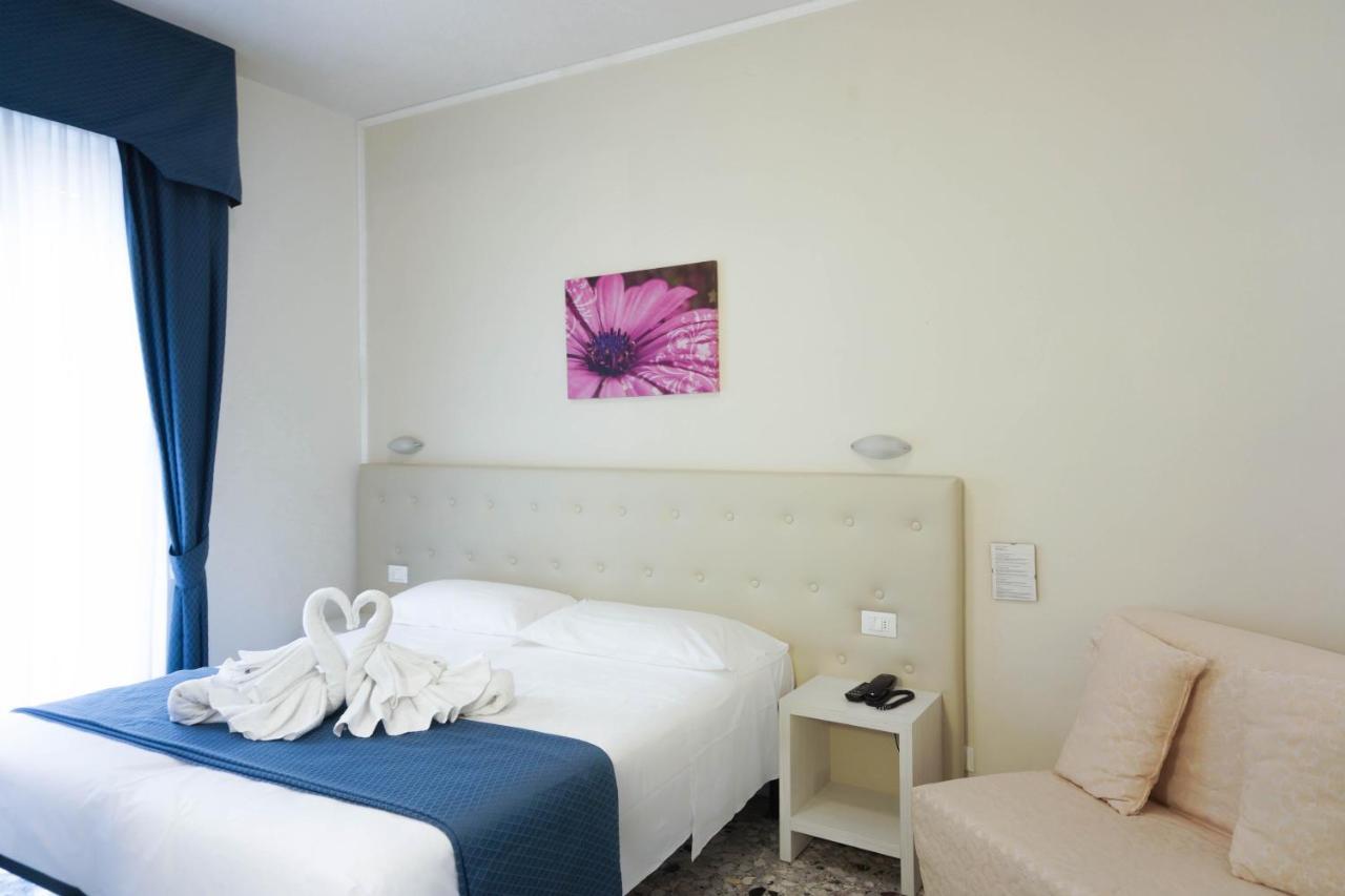 Hotel Caribe Виареджо Екстериор снимка