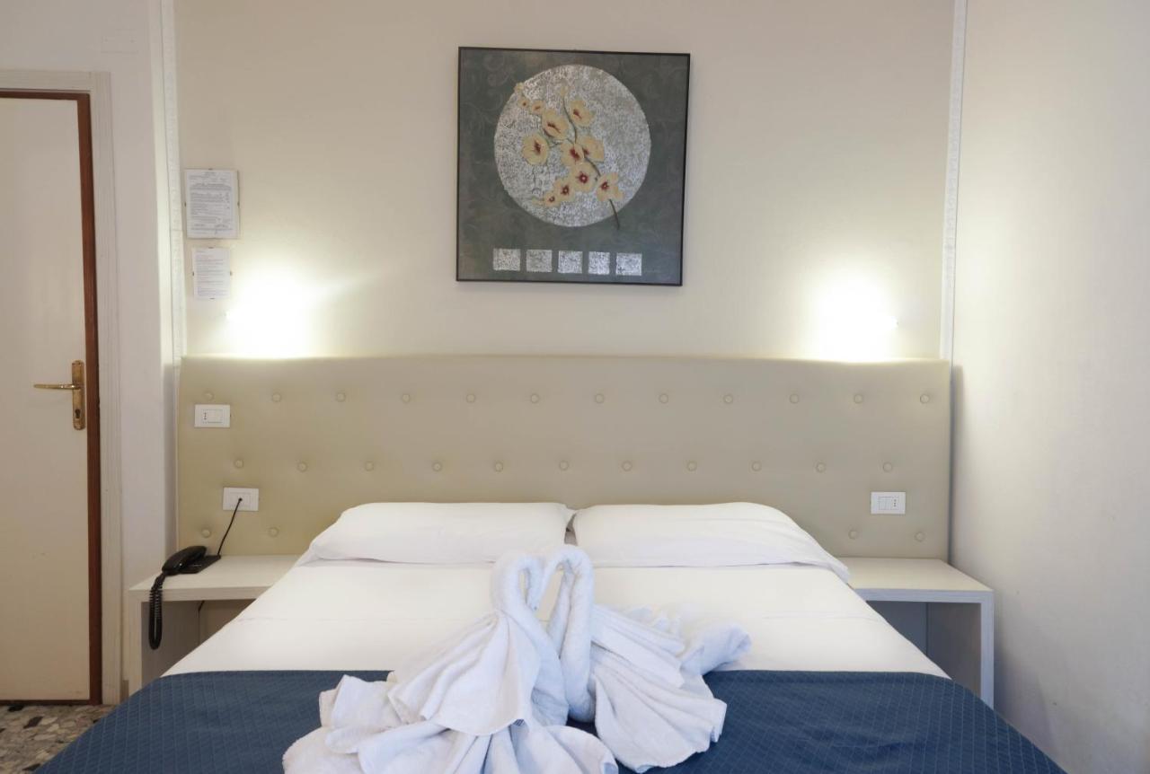 Hotel Caribe Виареджо Екстериор снимка